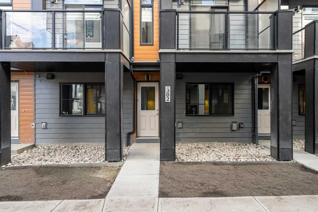 204-550 Seton Circle Se, Calgary, AB - Outdoor