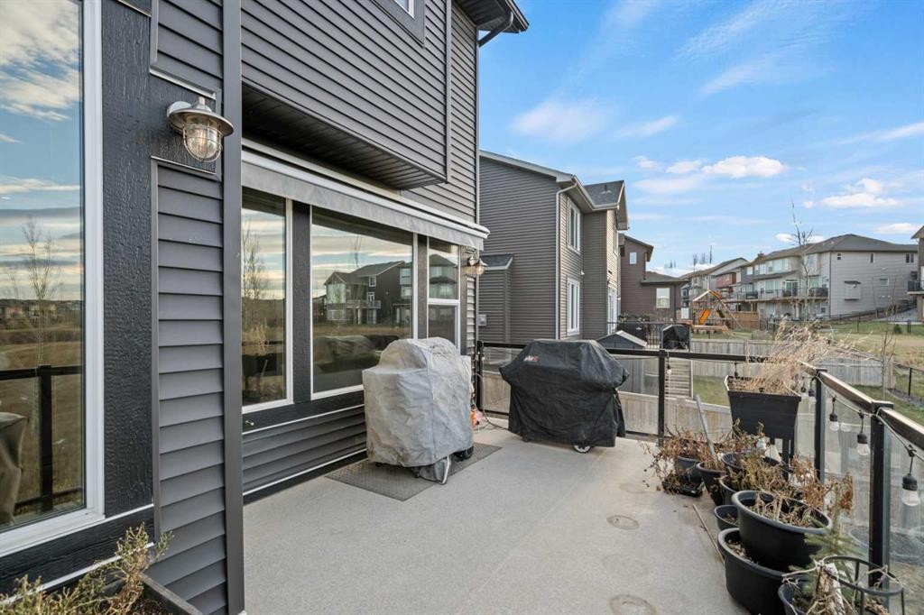 71 Nolanfield Crescent Nw, Calgary, AB - Outdoor