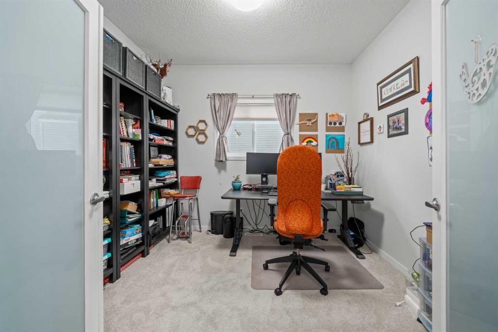 71 Nolanfield Crescent Nw, Calgary, AB - Indoor Photo Showing Office