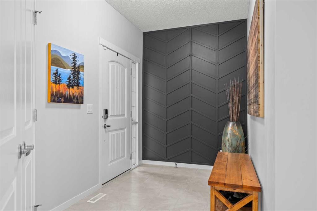 71 Nolanfield Crescent Nw, Calgary, AB - Indoor Photo Showing Other Room