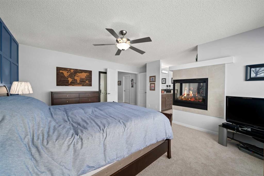 71 Nolanfield Crescent Nw, Calgary, AB - Indoor Photo Showing Bedroom