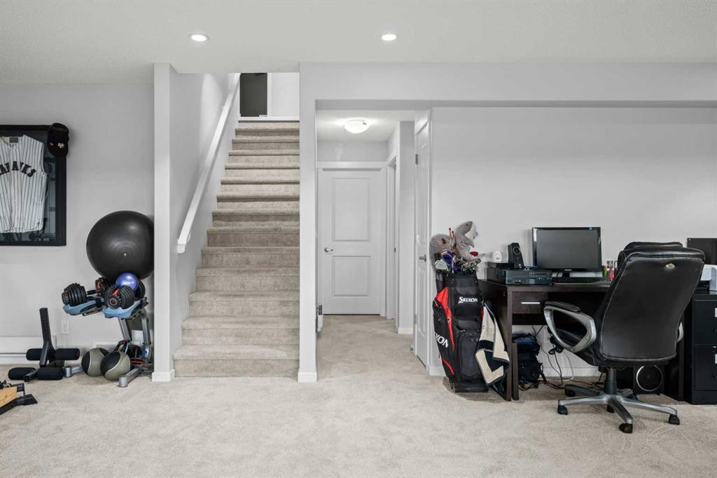 71 Nolanfield Crescent Nw, Calgary, AB - Indoor