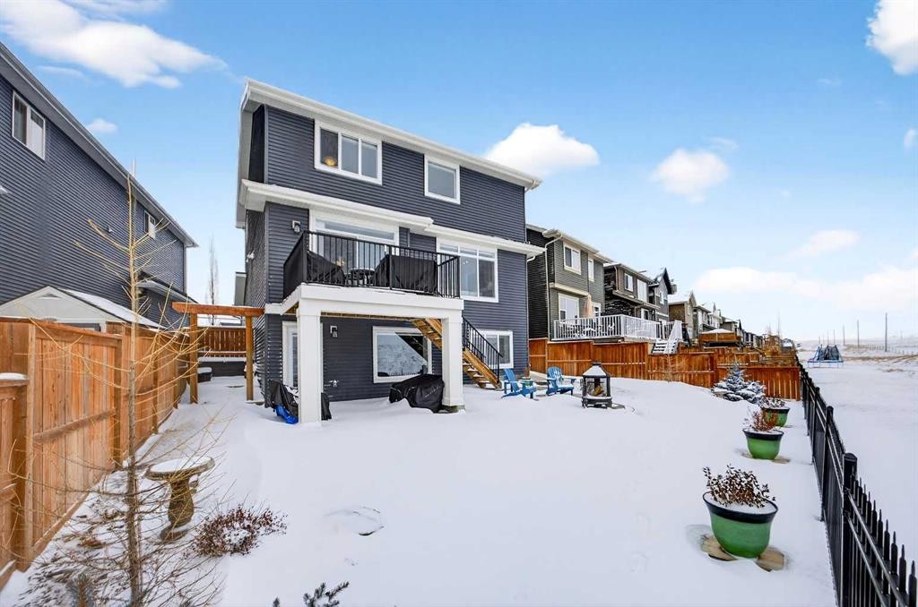 144 Sundown View, Cochrane, AB - Outdoor