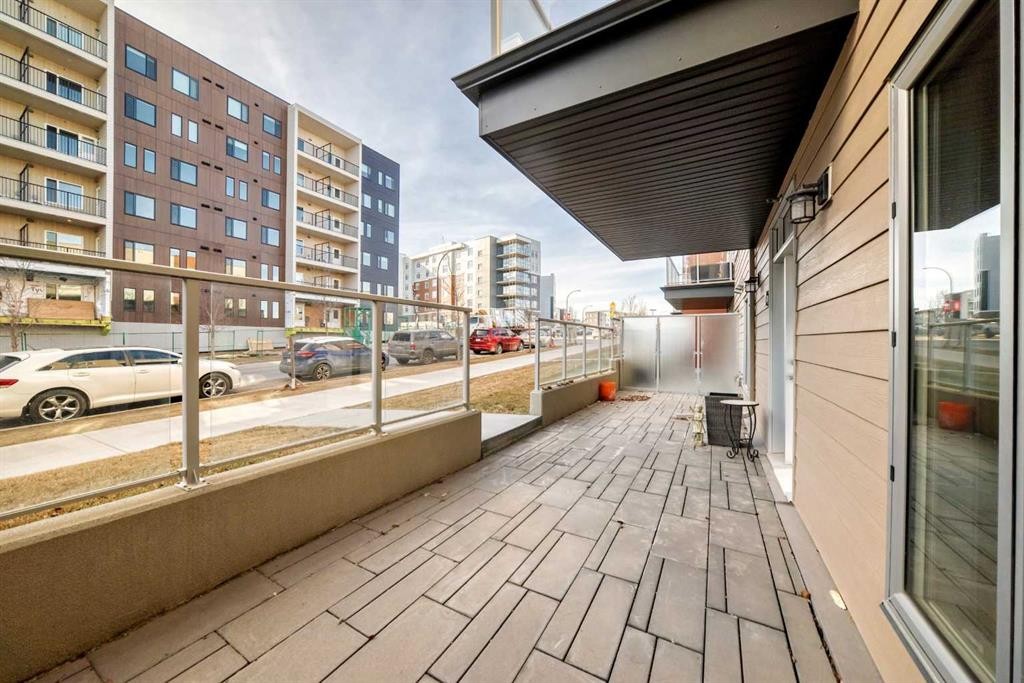 108-71 Shawnee Common Sw, Calgary, AB - Outdoor