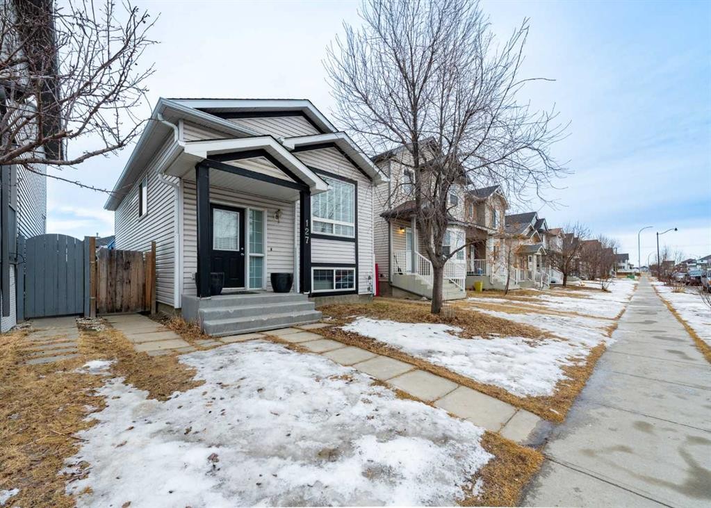 127 Tarawood Road Ne, Calgary, AB - Outdoor