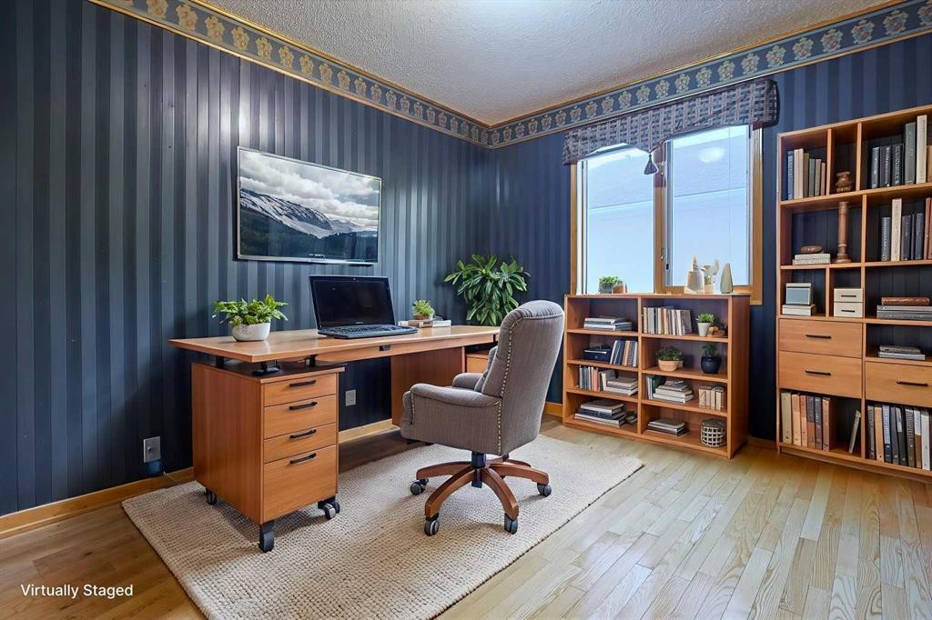 111 Schubert Place Nw, Calgary, AB - Indoor Photo Showing Office