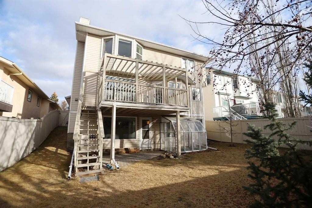 111 Schubert Place Nw, Calgary, AB - Outdoor With Deck Patio Veranda