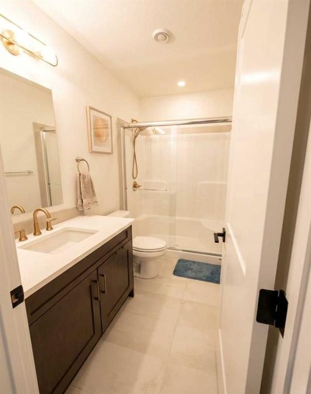 2115-200 Seton Circle Se, Calgary, AB - Indoor Photo Showing Bathroom