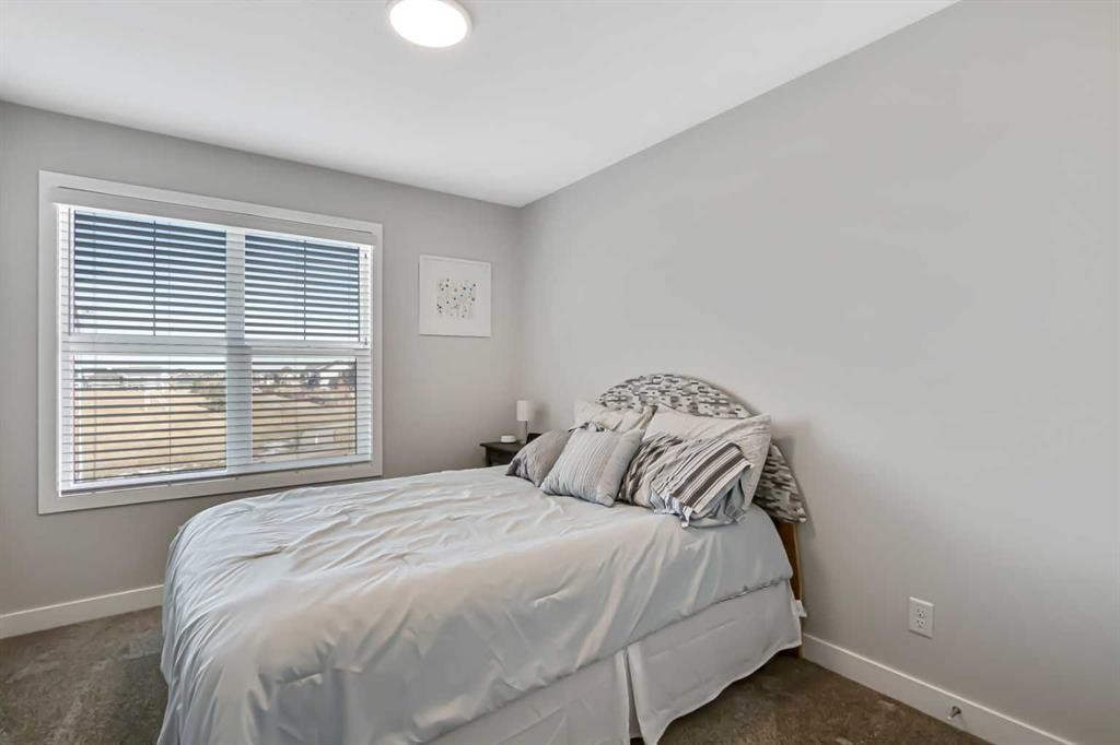 273 Masters Road Se, Calgary, AB - Indoor Photo Showing Bedroom