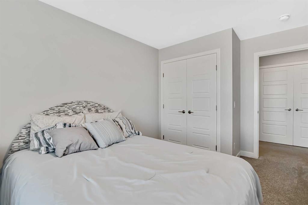 273 Masters Road Se, Calgary, AB - Indoor Photo Showing Bedroom