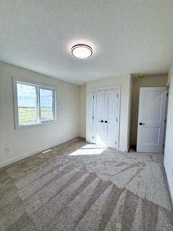 1207 Westview Drive, Bowden, AB - Indoor Photo Showing Other Room