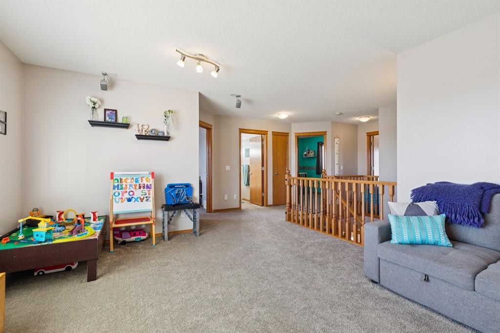 2841 Coopers Manor Sw, Airdrie, AB - Indoor