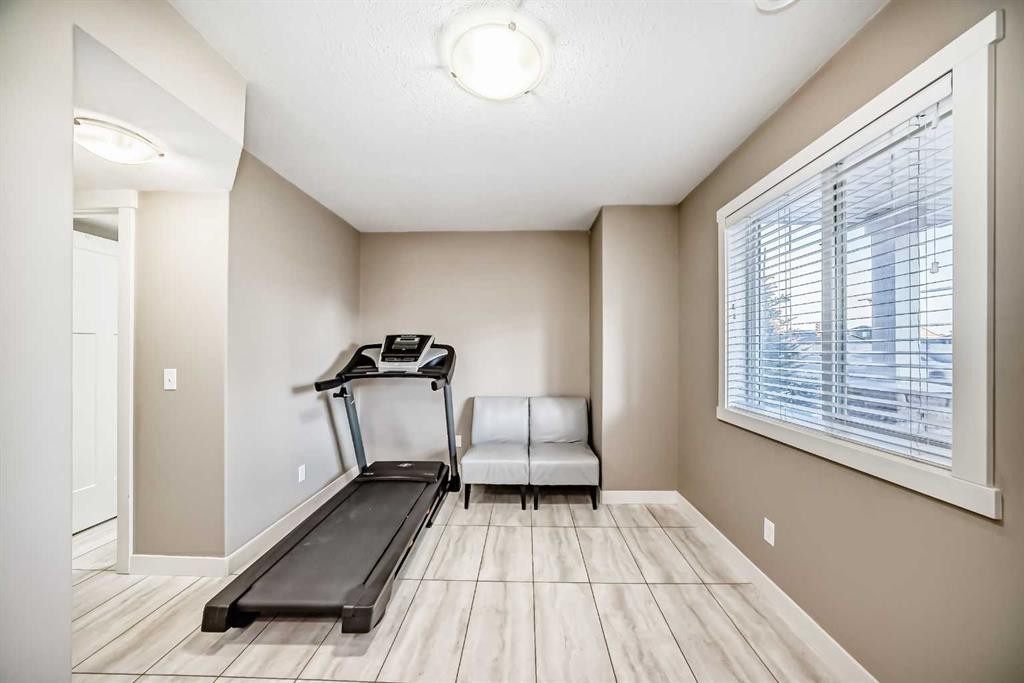 96 Skyview Ranch Avenue Ne, Calgary, AB - Indoor Photo Showing Gym Room