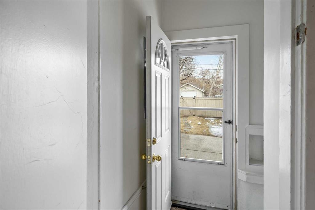 712 4A Street Nw, Calgary, AB