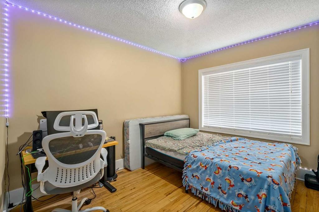 712 4A Street Nw, Calgary, AB