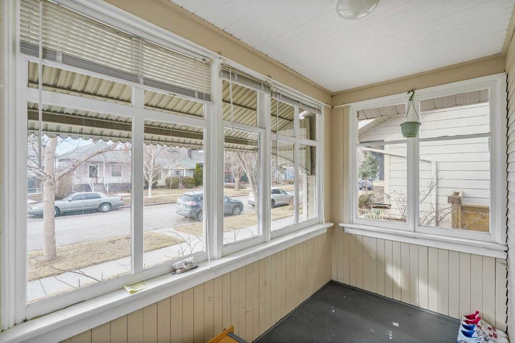 712 4A Street Nw, Calgary, AB