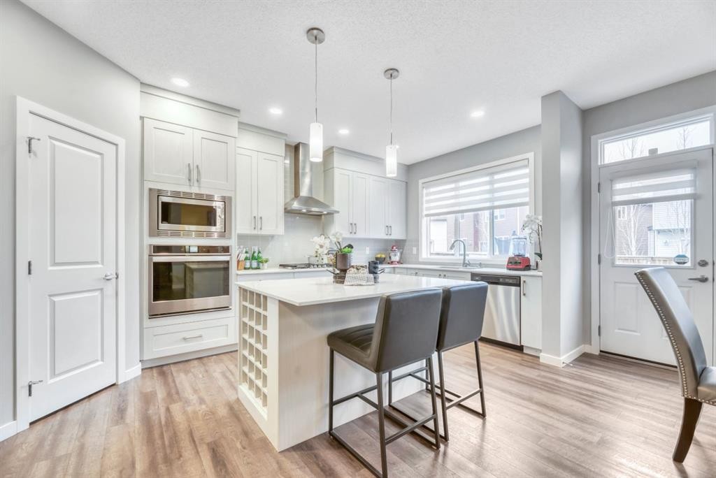 63 Walgrove Way Se, Calgary, AB - Indoor Photo Showing Kitchen With Upgraded Kitchen