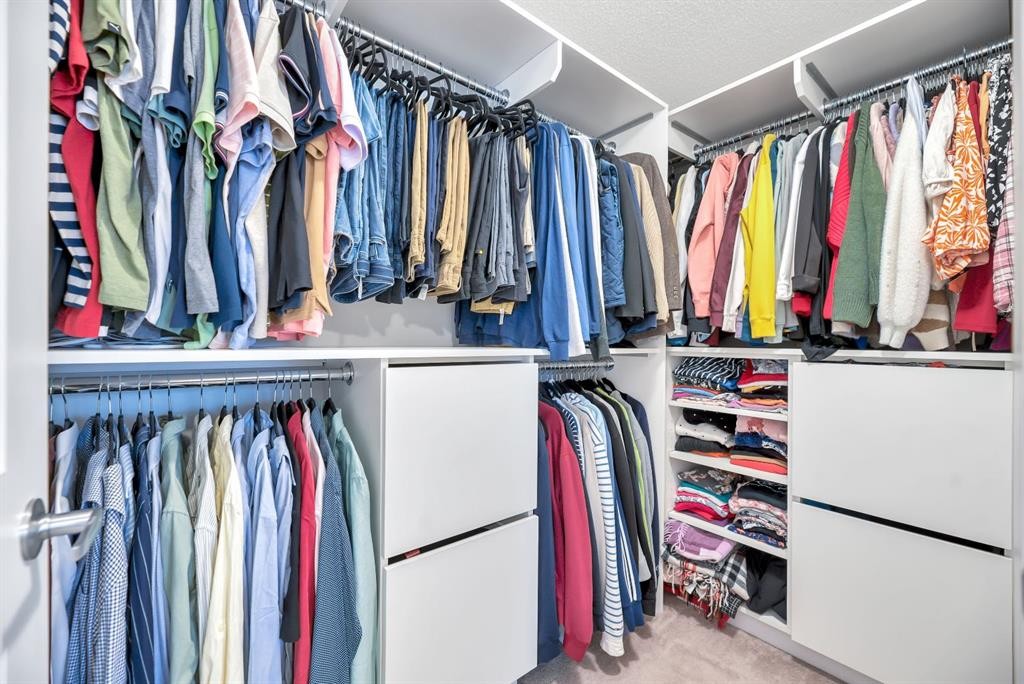 63 Walgrove Way Se, Calgary, AB - Indoor With Storage