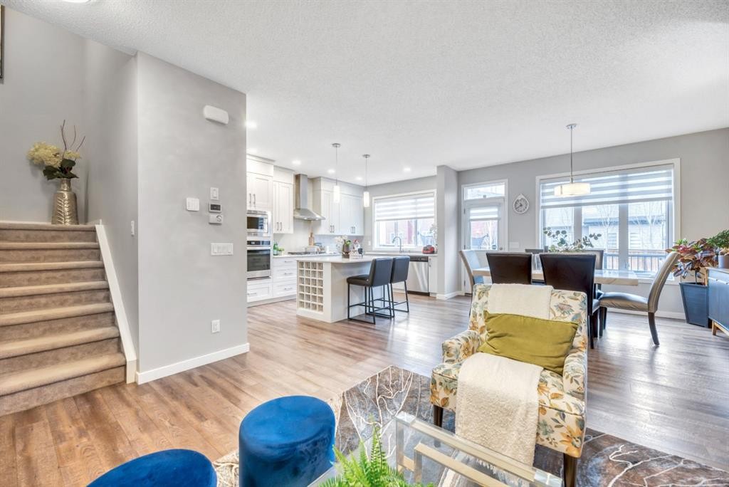 63 Walgrove Way Se, Calgary, AB - Indoor