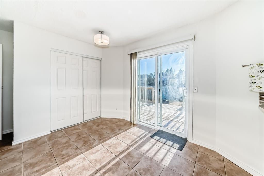 11 Martinridge Place Ne, Calgary, AB - Indoor Photo Showing Other Room