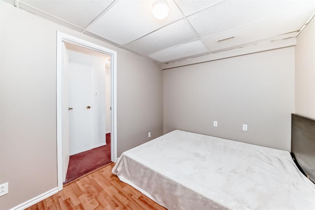 11 Martinridge Place Ne, Calgary, AB - Indoor