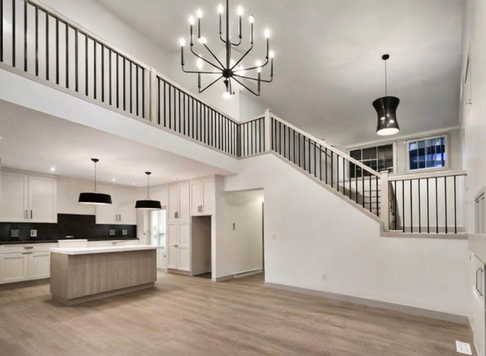 37 North Bridges Landing, Langdon, AB - Indoor Photo Showing Kitchen