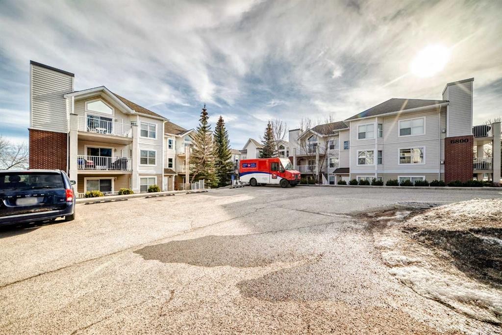 116-6800 Hunterview Drive Nw, Calgary, AB - Outdoor With Facade