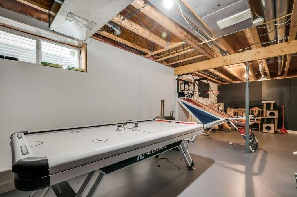 26 Copperfield Common Se, Calgary, AB - Indoor