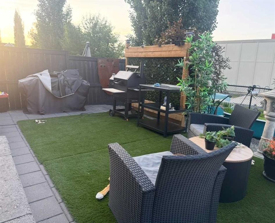 26 Copperfield Common Se, Calgary, AB - Outdoor