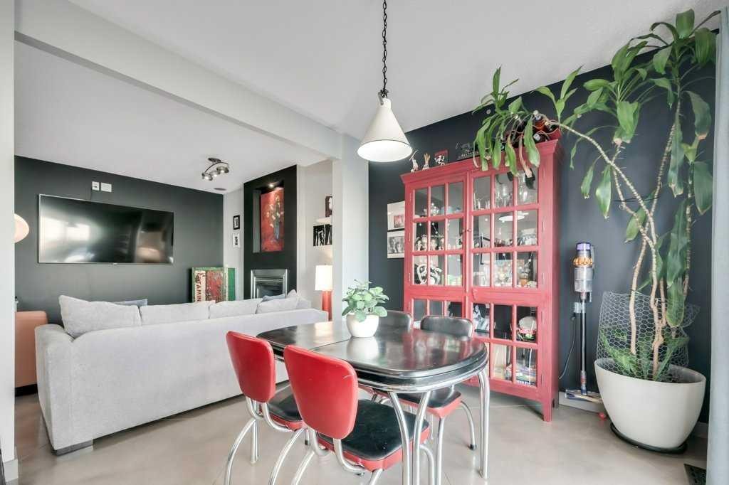 26 Copperfield Common Se, Calgary, AB - Indoor