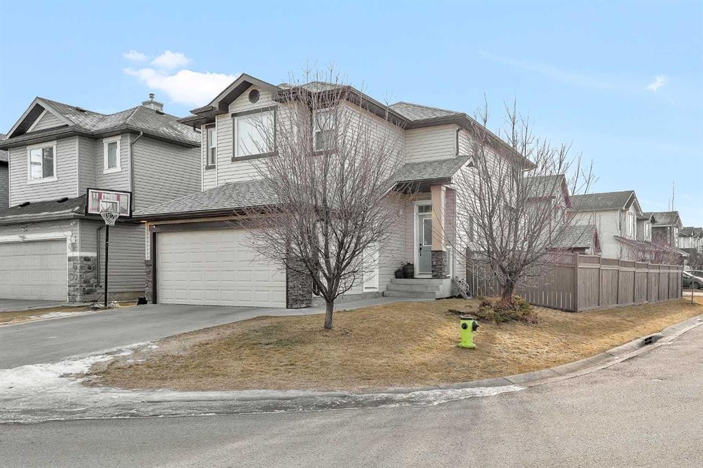 60 Saddlecrest Green Ne, Calgary, AB - Outdoor