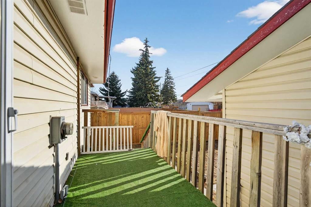 6003 Pinepoint Drive Ne, Calgary, AB - Outdoor With Exterior