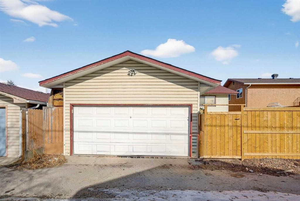 6003 Pinepoint Drive Ne, Calgary, AB - Outdoor With Exterior