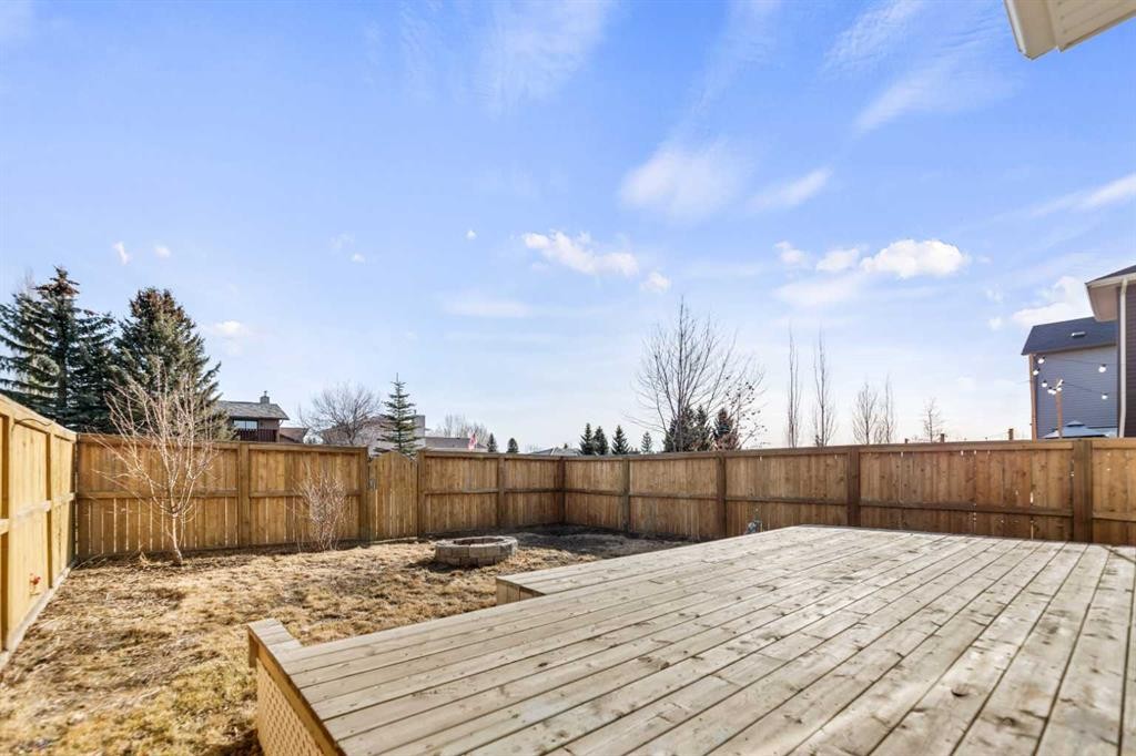 1006 Shantz Place, Crossfield, AB - Outdoor