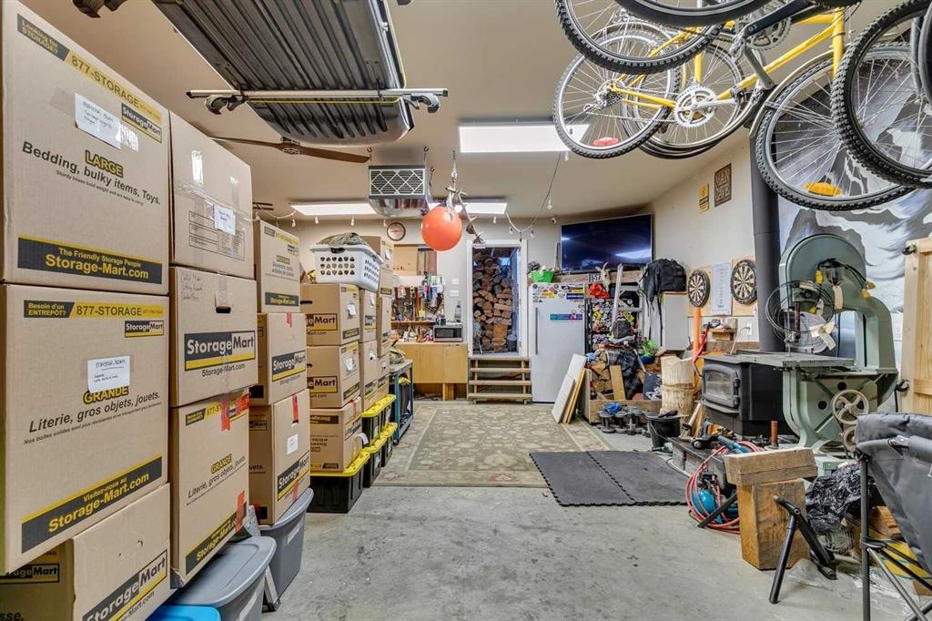 199 Everglen Way Sw, Calgary, AB - Indoor Photo Showing Basement