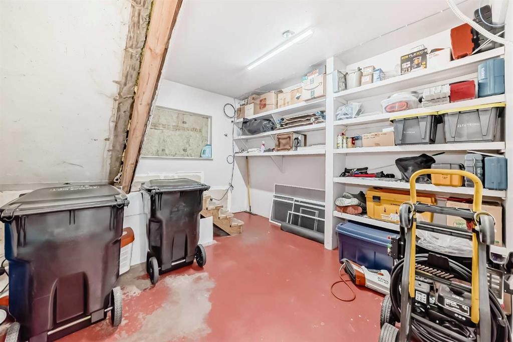 2415 9 Avenue Nw, Calgary, AB - Indoor