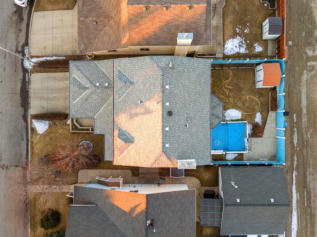 107 Pasadena Green Ne, Calgary, AB - Outdoor