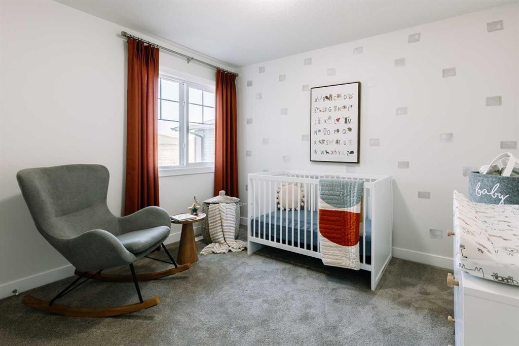 432 Ranch Gate, Strathmore, AB - Indoor Photo Showing Bedroom
