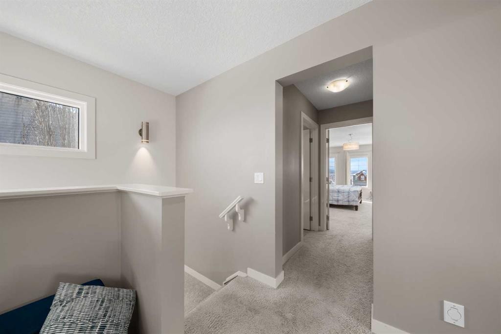 151 Heritage View, Cochrane, AB