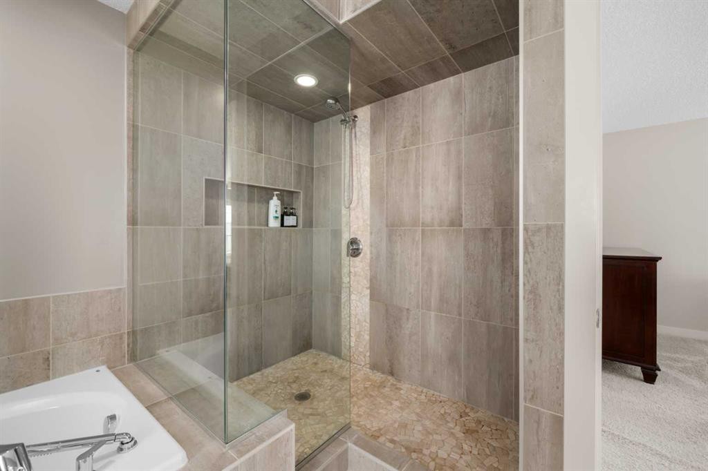 151 Heritage View, Cochrane, AB