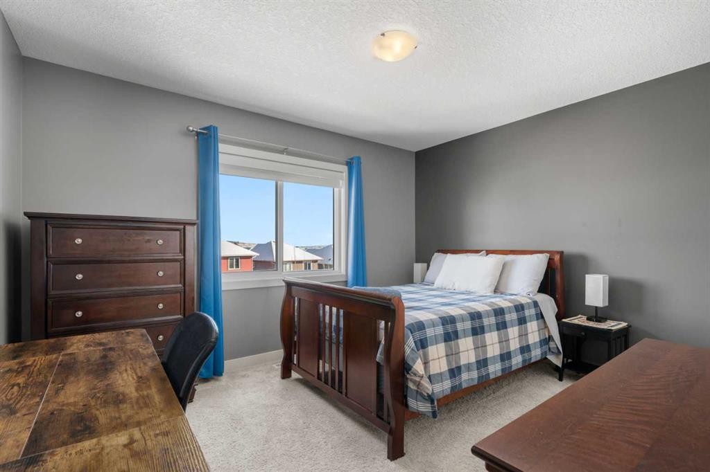 151 Heritage View, Cochrane, AB