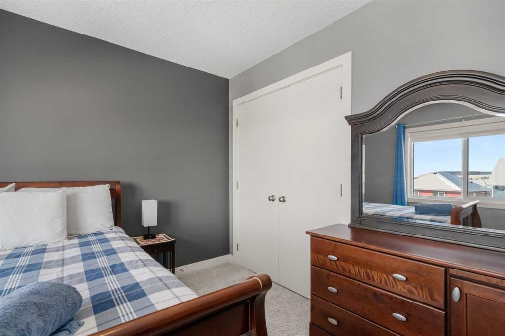 151 Heritage View, Cochrane, AB