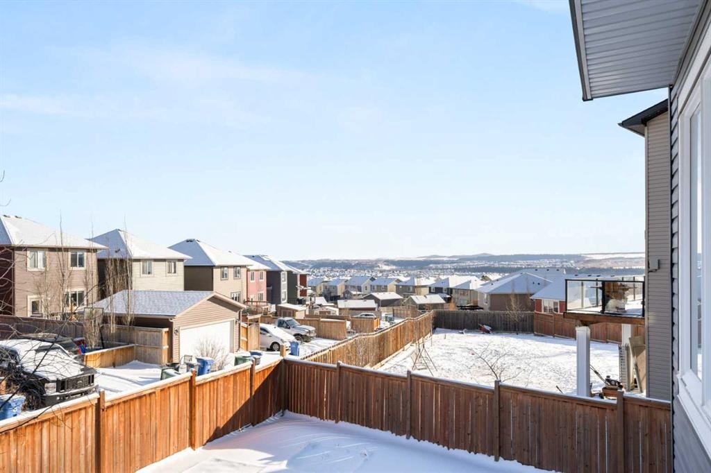 151 Heritage View, Cochrane, AB