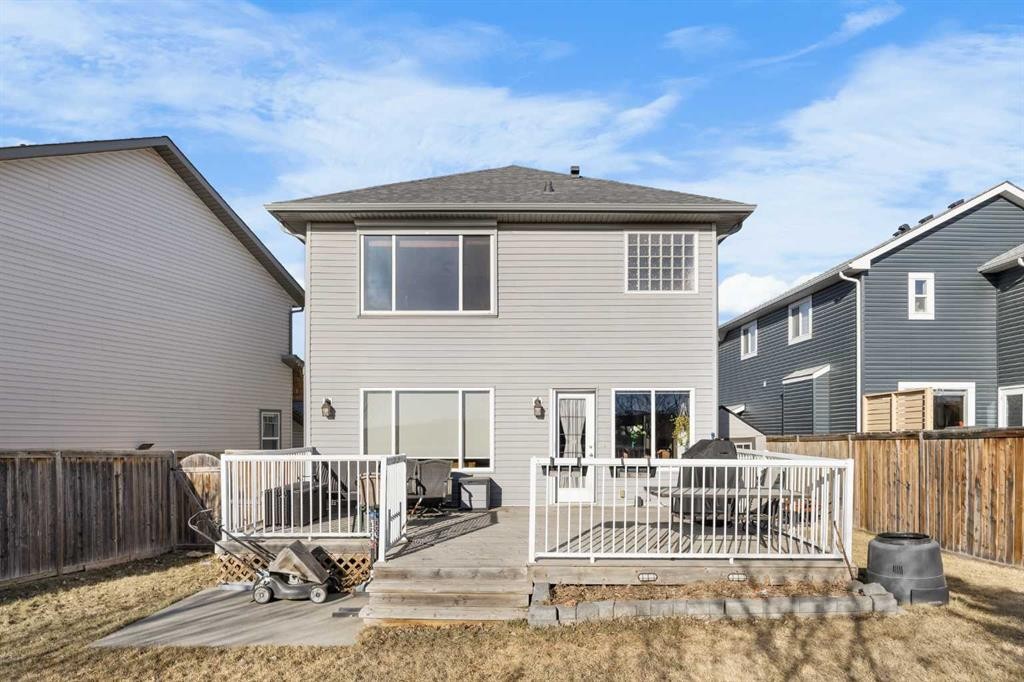 67 Evansmeade Crescent Nw, Calgary, AB - Outdoor With Deck Patio Veranda With Exterior