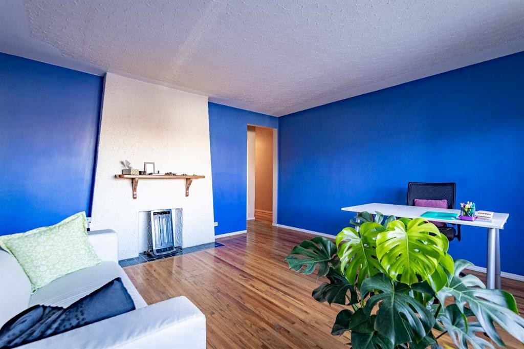 1511 28 Avenue Sw, Calgary, AB - Indoor