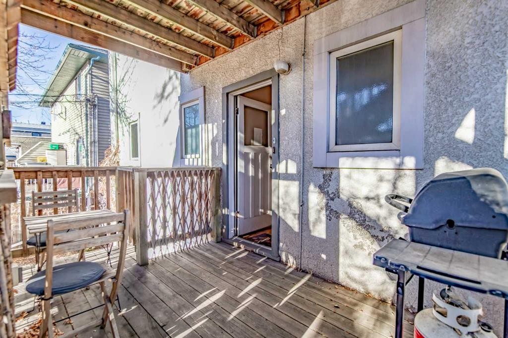 1511 28 Avenue Sw, Calgary, AB - Outdoor With Deck Patio Veranda