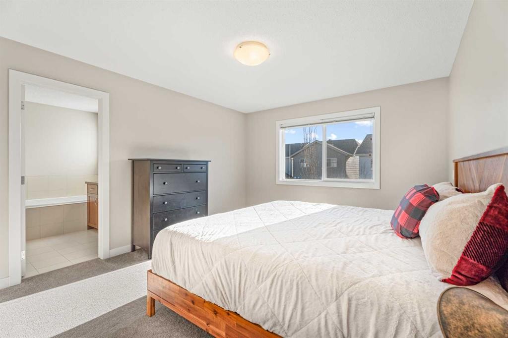 308 Chaparral Valley Way Se, Calgary, AB - Indoor Photo Showing Bedroom