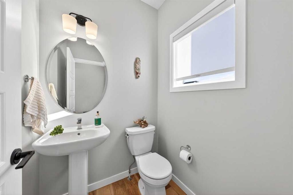 3238 Chinook Winds Drive Sw, Airdrie, AB - Indoor Photo Showing Bathroom