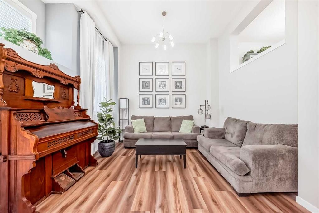 307 Auburn Bay Circle Se, Calgary, AB - Indoor Photo Showing Living Room