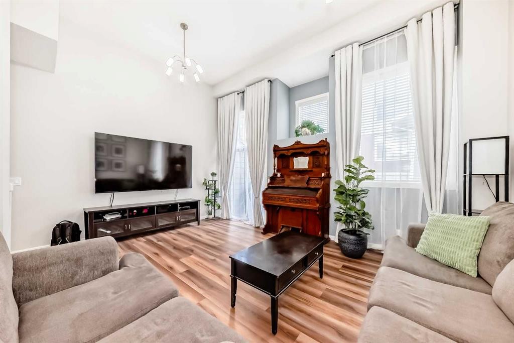 307 Auburn Bay Circle Se, Calgary, AB - Indoor Photo Showing Living Room